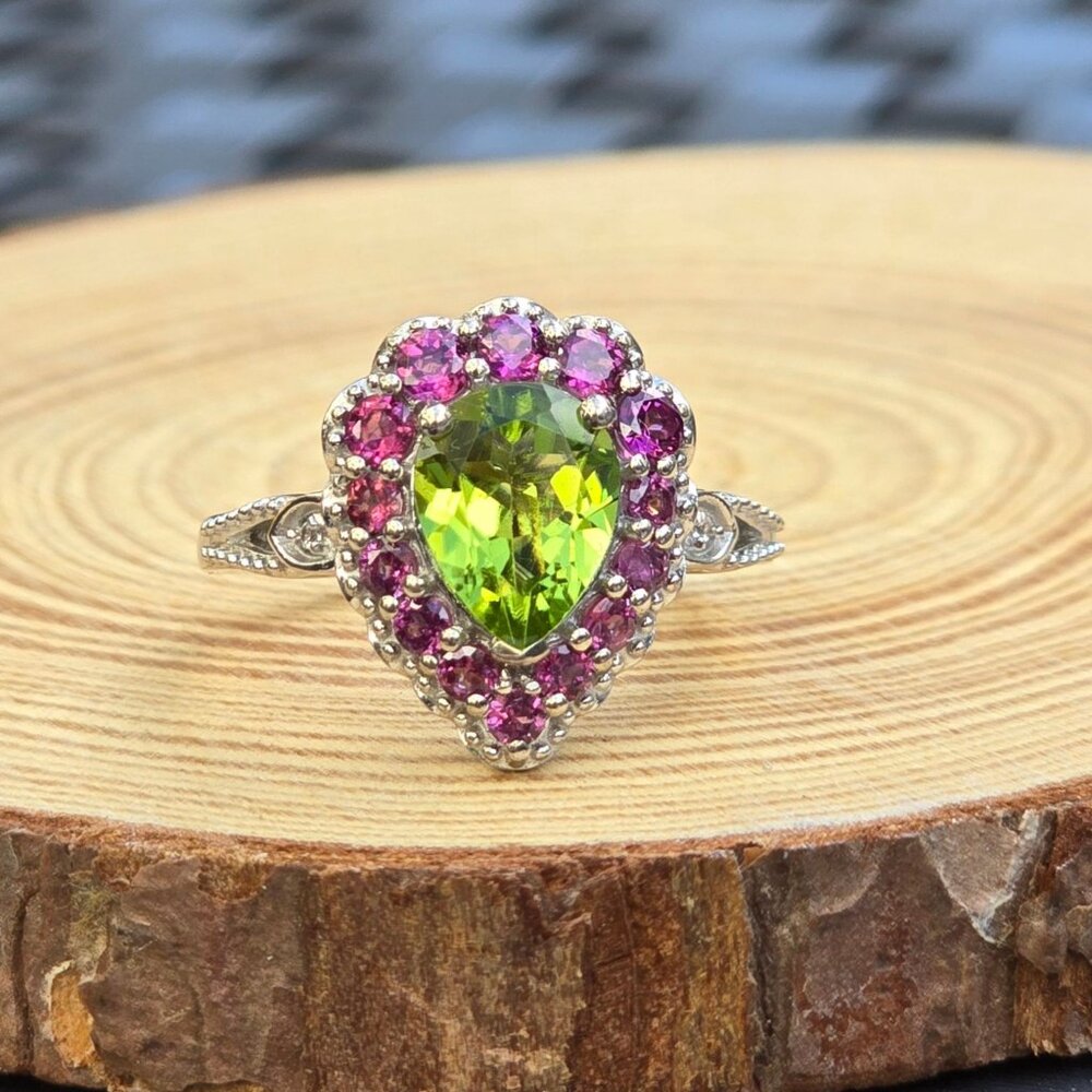 Artisan ✦ Peridot & Rhodolite Garnet Ring ✦ 925 Silver Halo Moissanite Sz 6 NWT